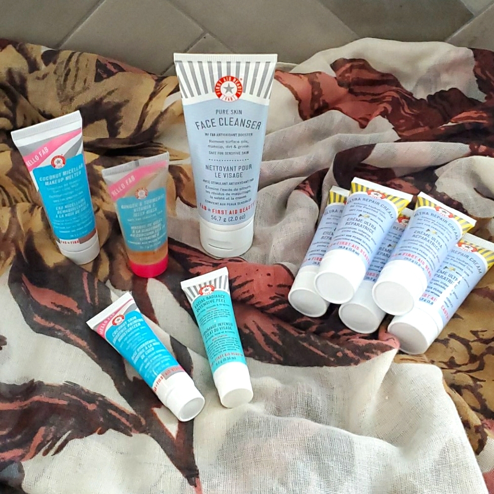 FAB First Aid Beauty set